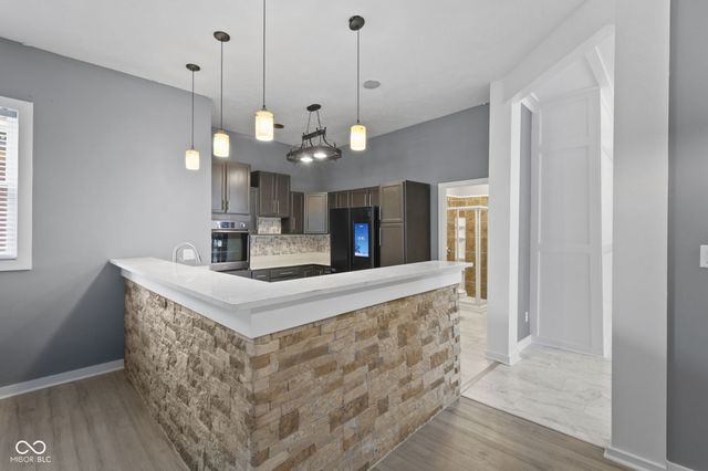 215 N Arsenal Avenue, Indianapolis, IN 46201