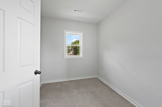 215 N Arsenal Avenue, Indianapolis, IN 46201