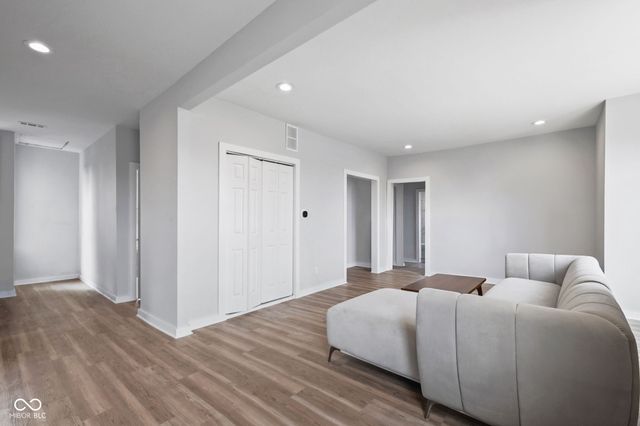 215 N Arsenal Avenue, Indianapolis, IN 46201