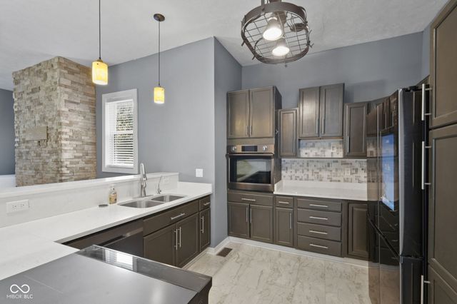 215 N Arsenal Avenue, Indianapolis, IN 46201