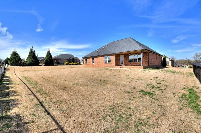 602 E Dateria Way, Inman, SC 29349