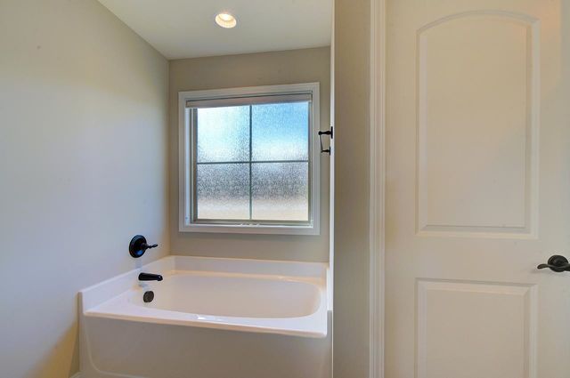 602 E Dateria Way, Inman, SC 29349