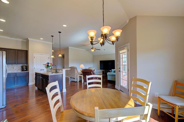 602 E Dateria Way, Inman, SC 29349