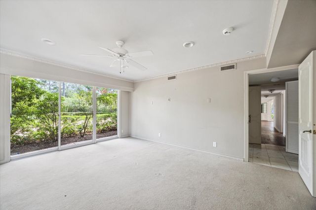 626 Rocky River Road, Houston, TX 77056