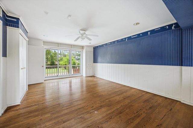 626 Rocky River Road, Houston, TX 77056