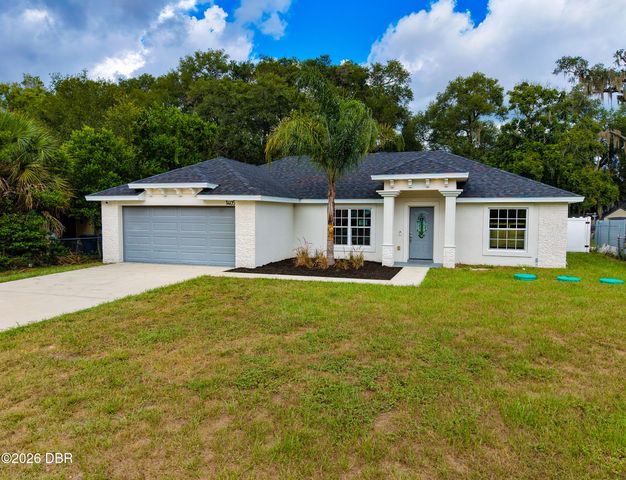 1405 E Voorhis Avenue, Deland, FL 32724