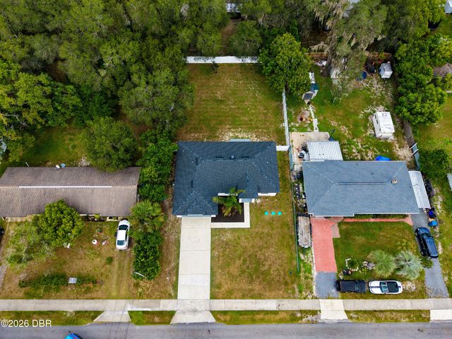 1405 E Voorhis Avenue, Deland, FL 32724
