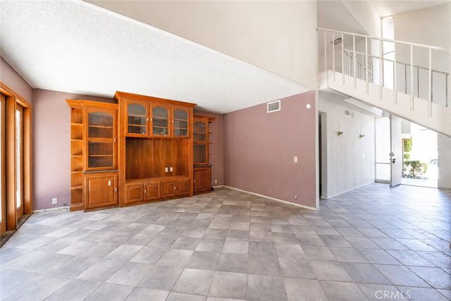 25572 Gloriosa Dr, Mission Viejo, CA 92691