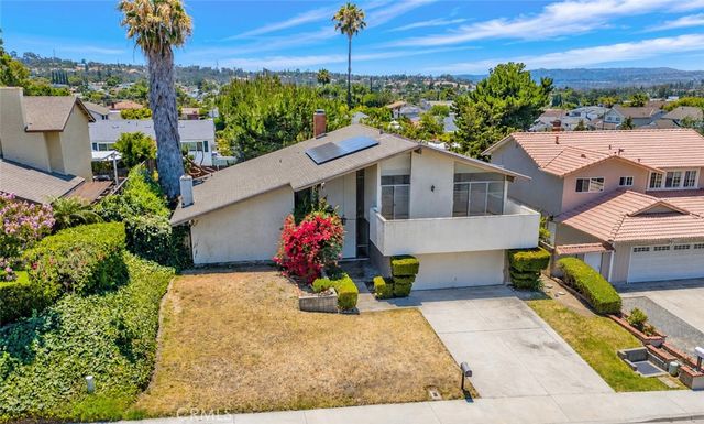 25572 Gloriosa Dr, Mission Viejo, CA 92691