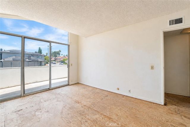 25572 Gloriosa Dr, Mission Viejo, CA 92691