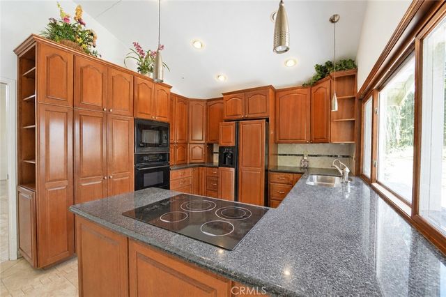 25572 Gloriosa Dr, Mission Viejo, CA 92691