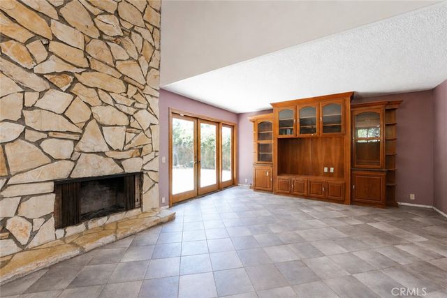 25572 Gloriosa Dr, Mission Viejo, CA 92691