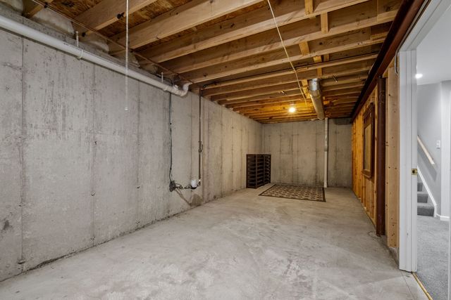 2843 Sweet Clover Way, Wauconda, IL 60084