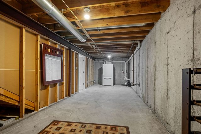 2843 Sweet Clover Way, Wauconda, IL 60084