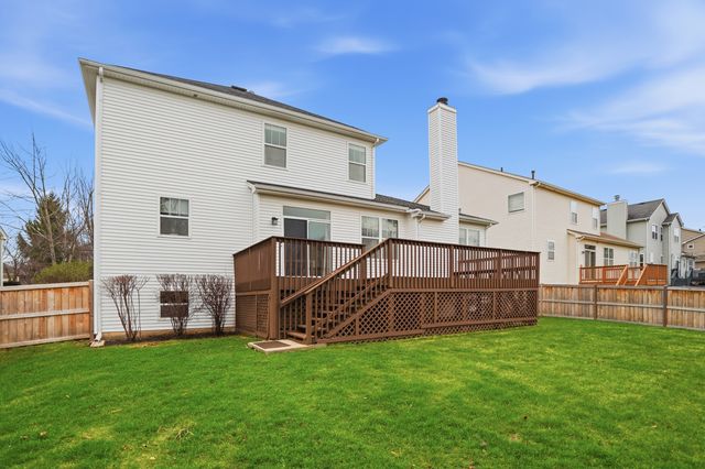 2843 Sweet Clover Way, Wauconda, IL 60084