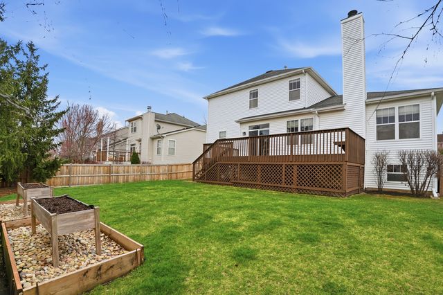 2843 Sweet Clover Way, Wauconda, IL 60084