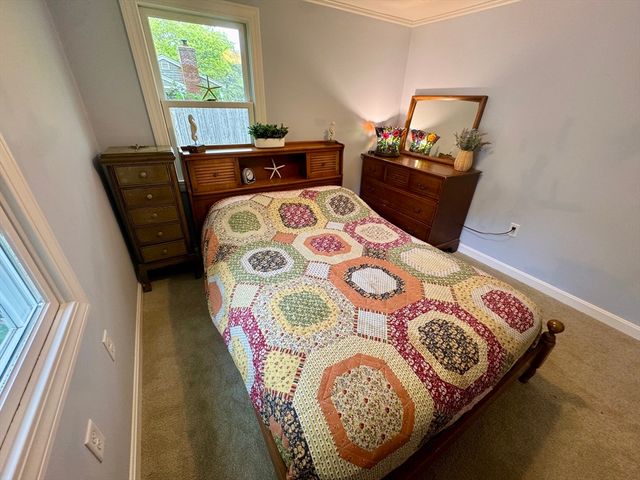 216 Cranberry Ln, Yarmouth, MA 02664
