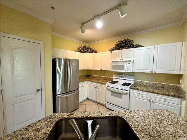 2724 VIA MURANO 638, Clearwater, FL 33764