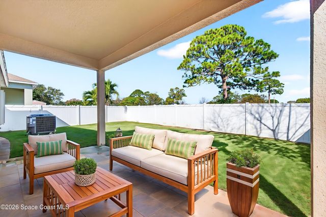 482 Hollow Glen Drive, Titusville, FL 32780