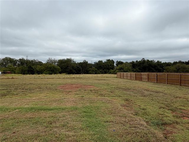 9676 Bryan Road, Shawnee, OK 74804