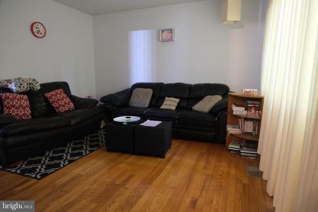 6441 WOODBINE RD, Woodbine, MD 21797