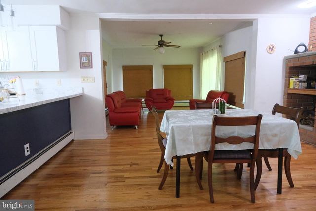 6441 WOODBINE RD, Woodbine, MD 21797