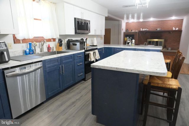 6441 WOODBINE RD, Woodbine, MD 21797