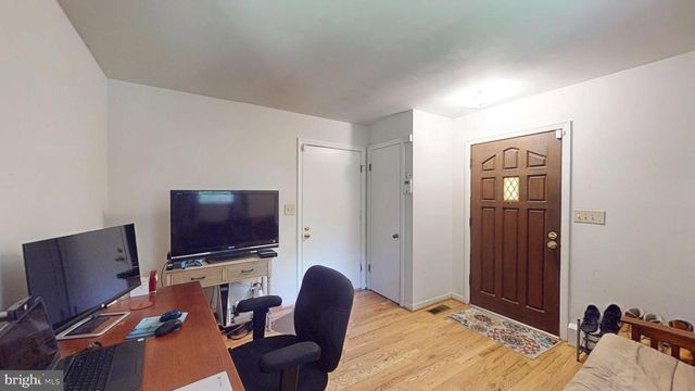 6441 WOODBINE RD, Woodbine, MD 21797