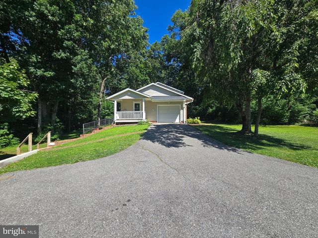 6441 WOODBINE RD, Woodbine, MD 21797