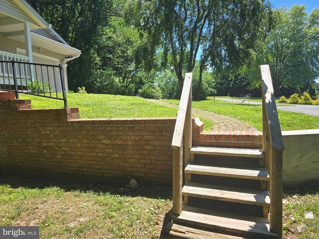 6441 WOODBINE RD, Woodbine, MD 21797