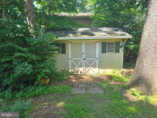 6441 WOODBINE RD, Woodbine, MD 21797
