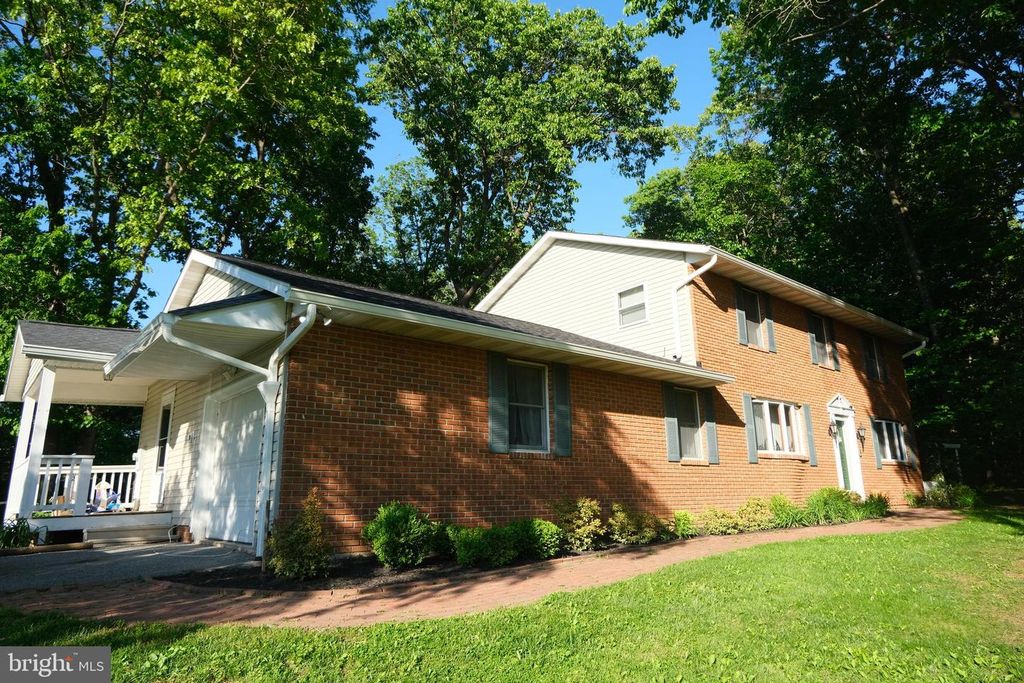 6441 WOODBINE RD, Woodbine, MD 21797