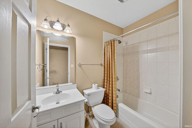 50582 Brookhaven Drive, Granger, IN 46530