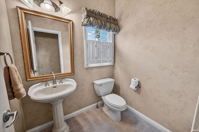 50582 Brookhaven Drive, Granger, IN 46530