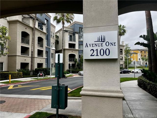 2274 Scholarship, Irvine, CA 92612