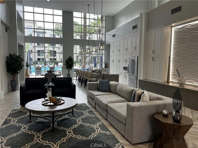 2274 Scholarship, Irvine, CA 92612