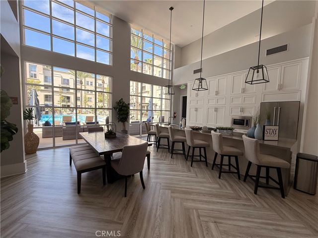 2274 Scholarship, Irvine, CA 92612