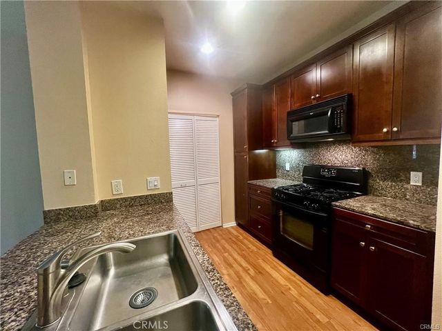 2274 Scholarship, Irvine, CA 92612