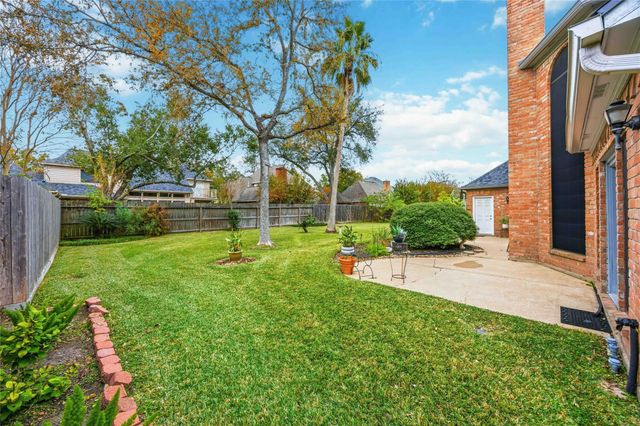 13906 Placid Woods Ct Court, Sugar Land, TX 77498