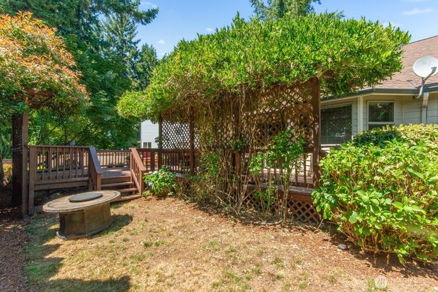 17219 90th Avenue Ct E, Puyallup, WA 98375