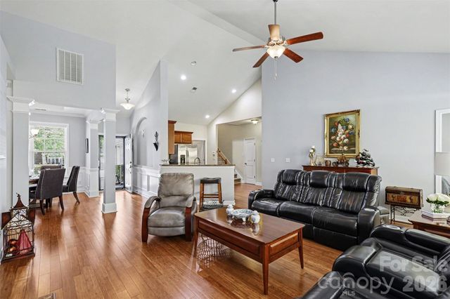 17119 Caldwell Track Drive, Huntersville, NC 28078