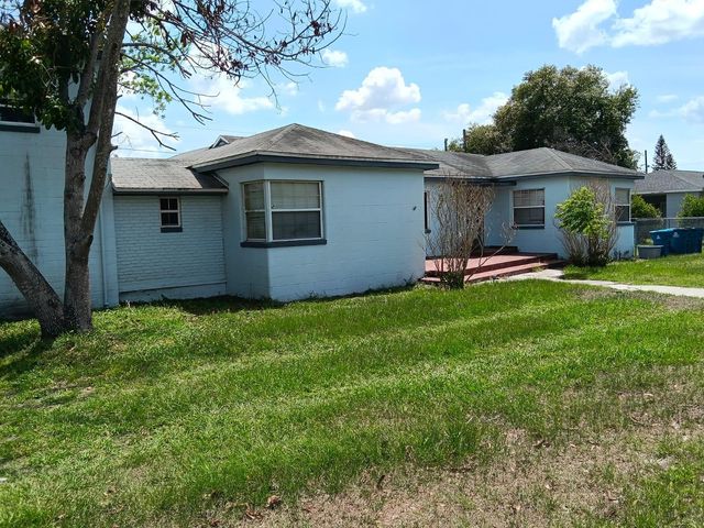 1011 NE 2ND STREET, Mulberry, FL 33860