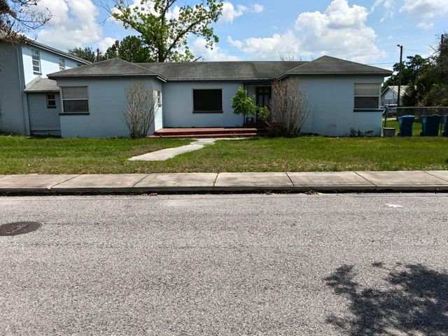 1011 NE 2ND STREET, Mulberry, FL 33860