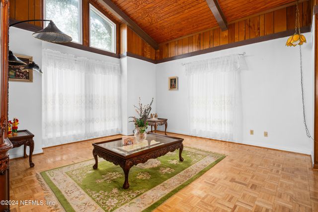 8080 IBACH Road, Jacksonville, FL 32216