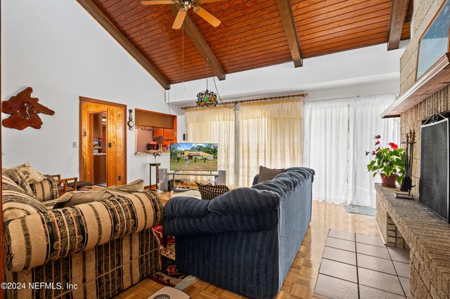 8080 IBACH Road, Jacksonville, FL 32216