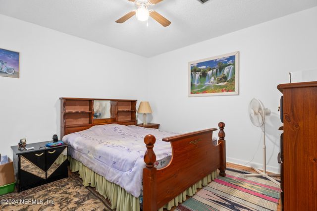 8080 IBACH Road, Jacksonville, FL 32216