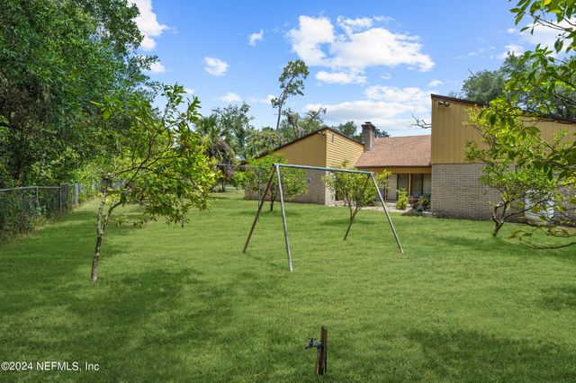 8080 IBACH Road, Jacksonville, FL 32216