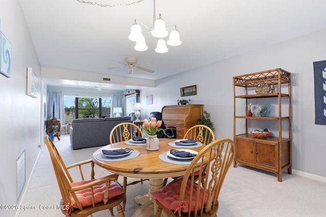 35 Plantation Drive 201, Vero Beach, FL 32966