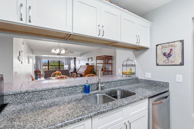 35 Plantation Drive 201, Vero Beach, FL 32966