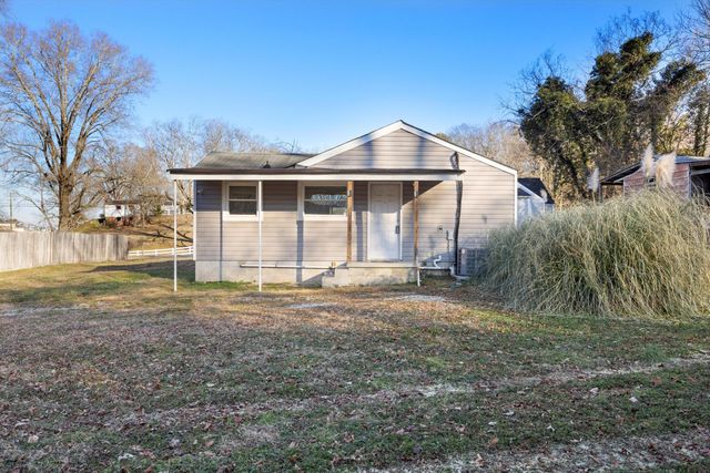 420 W Cloud Springs Road, Rossville, GA 30741